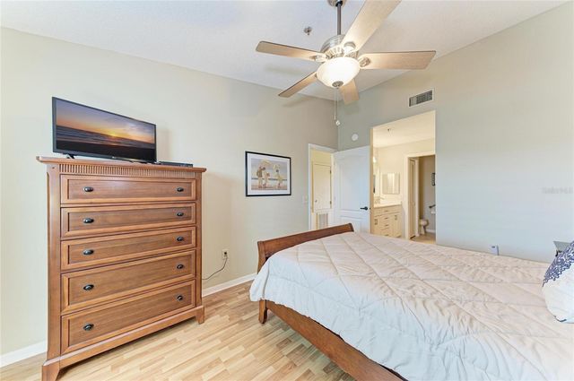 7201 29TH AVE DR W 303, Bradenton, FL 34209