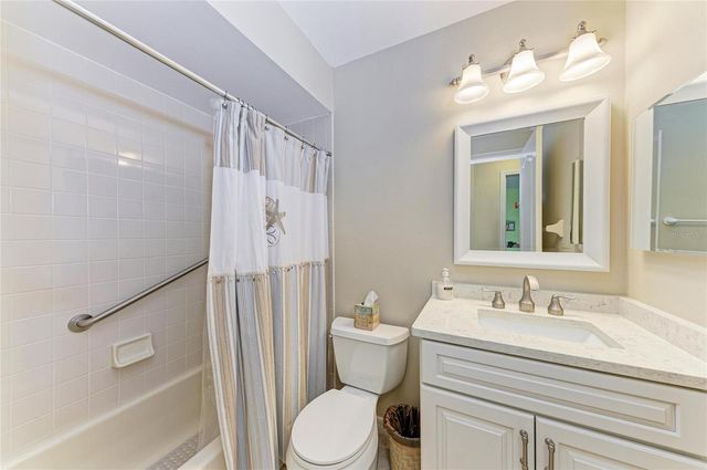 7201 29TH AVE DR W 303, Bradenton, FL 34209