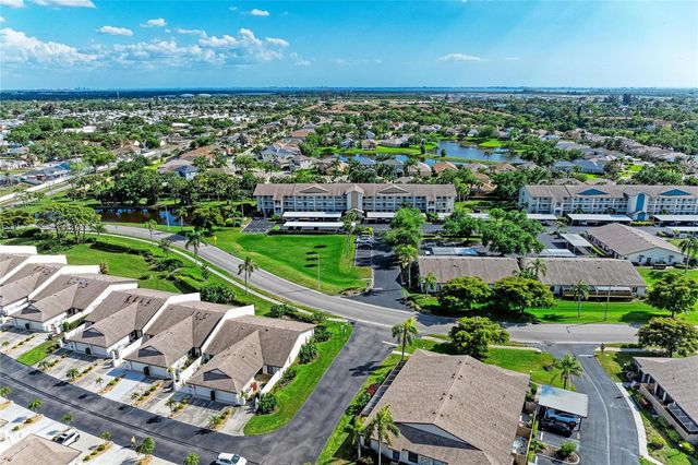 7201 29TH AVE DR W 303, Bradenton, FL 34209