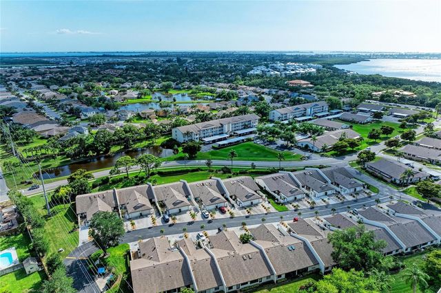 7201 29TH AVE DR W 303, Bradenton, FL 34209