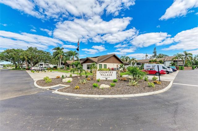 7201 29TH AVE DR W 303, Bradenton, FL 34209