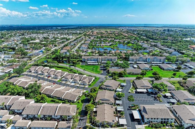 7201 29TH AVE DR W 303, Bradenton, FL 34209