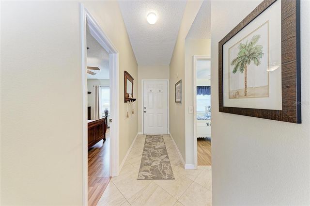 7201 29TH AVE DR W 303, Bradenton, FL 34209