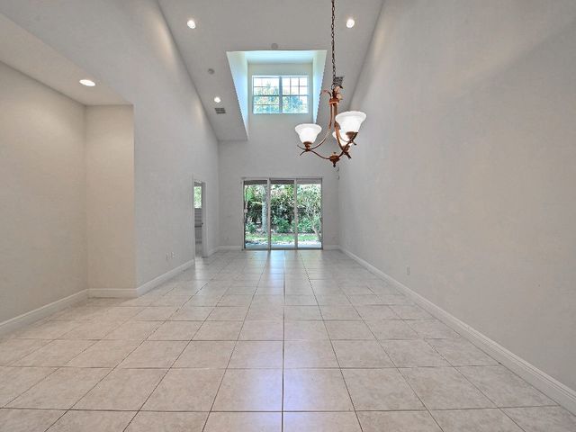 1645 Baseline Lane, Vero Beach, FL 32967