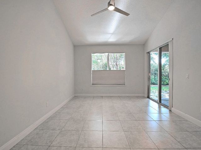 1645 Baseline Lane, Vero Beach, FL 32967