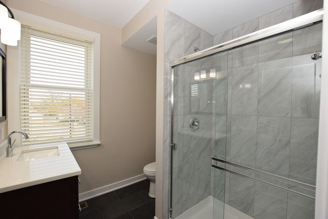 97 Gates Street, Crystal Lake, IL 60014