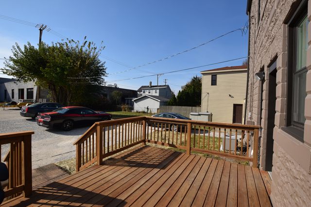 97 Gates Street, Crystal Lake, IL 60014