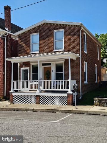 8 BROADWAY ST E, Union Bridge, MD 21791