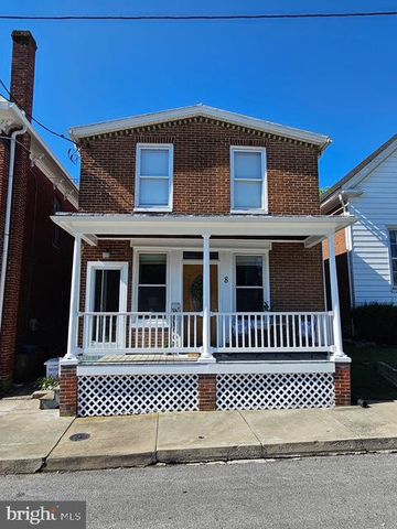 8 BROADWAY ST E, Union Bridge, MD 21791