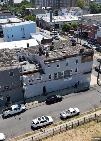 221 Sussex Avenue, Newark, NJ 07103