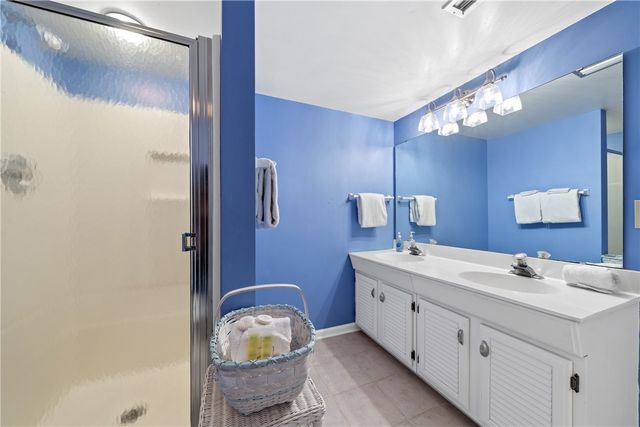 1528 Ocean Blvd, St Simons Island, GA 31522