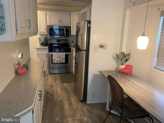 135 Thompson Ln # 46, Egg Harbor Twp, NJ 08234