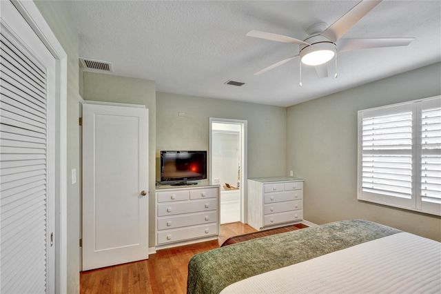 4660 22ND AVENUE S, St Petersburg, FL 33711