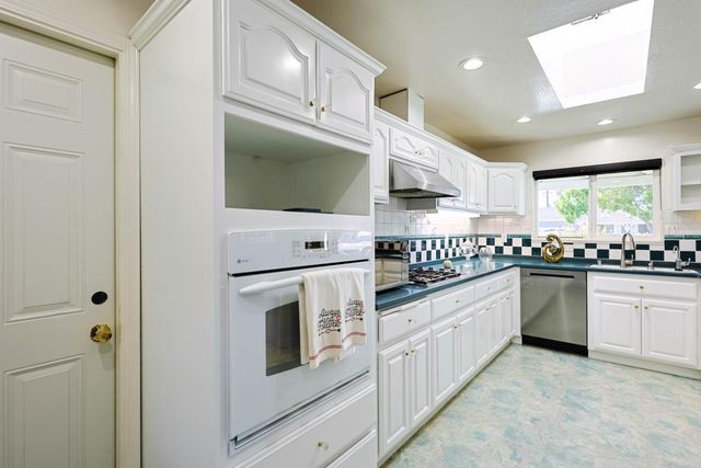 1933 Utah Way, Fremont, CA 94536