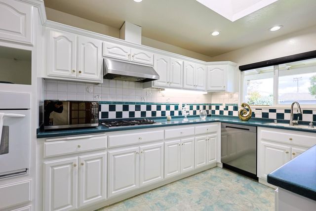 1933 Utah Way, Fremont, CA 94536