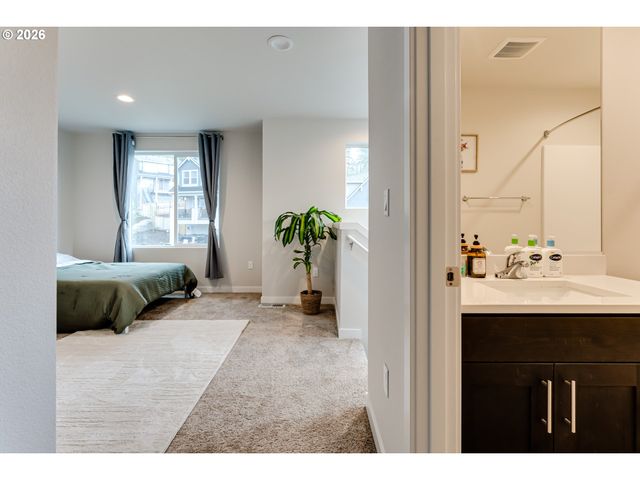 3472 DEERFERN Rd, Eugene, OR 97403