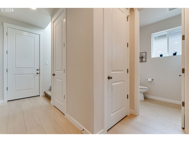 3472 DEERFERN Rd, Eugene, OR 97403