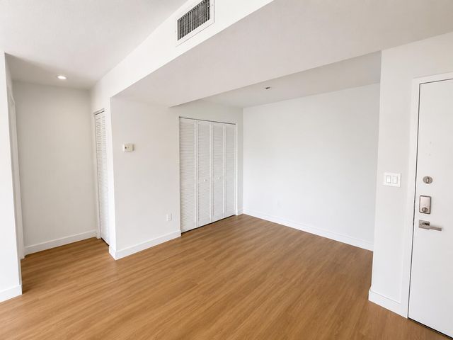 7725 SW 86TH Street A1-421, Miami, FL 33143