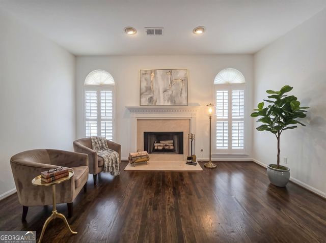 1056 Shady Valley Place NE, Atlanta, GA 30324