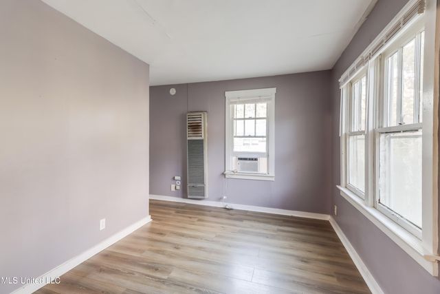 1054 Columbus Street, Biloxi, MS 39530