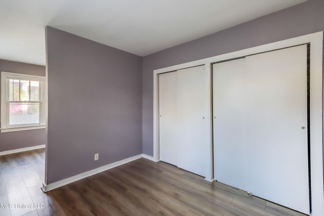 1054 Columbus Street, Biloxi, MS 39530