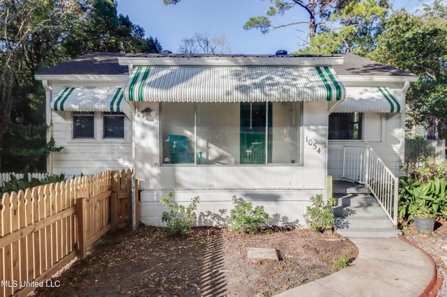 1054 Columbus Street, Biloxi, MS 39530