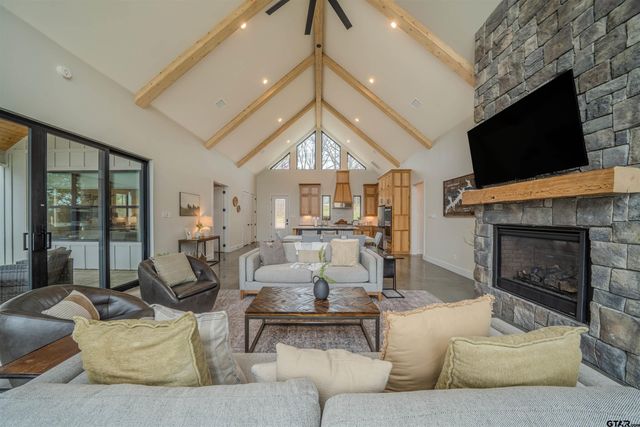 208 County Road 2129, Pittsburg, TX 75686