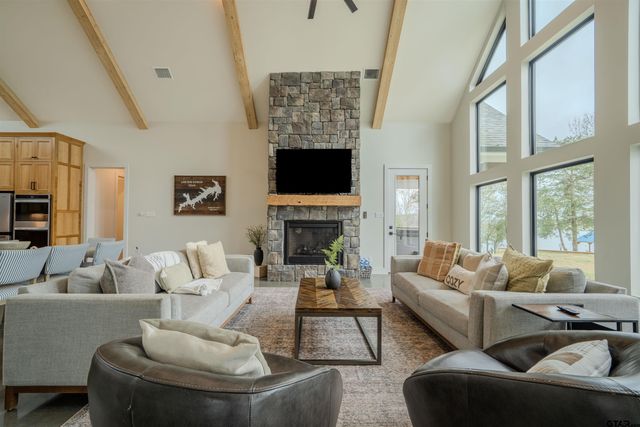 208 County Road 2129, Pittsburg, TX 75686