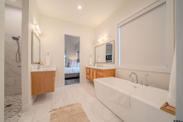 208 County Road 2129, Pittsburg, TX 75686