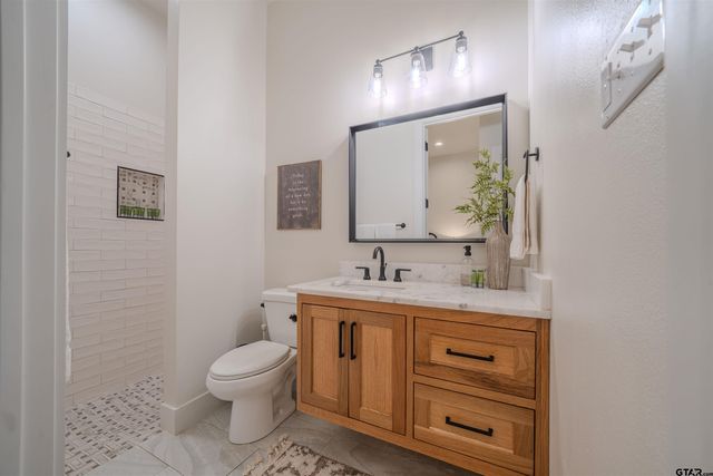 208 County Road 2129, Pittsburg, TX 75686