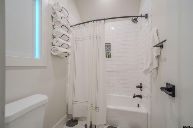 208 County Road 2129, Pittsburg, TX 75686