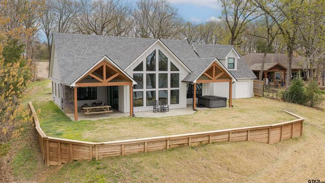 208 County Road 2129, Pittsburg, TX 75686