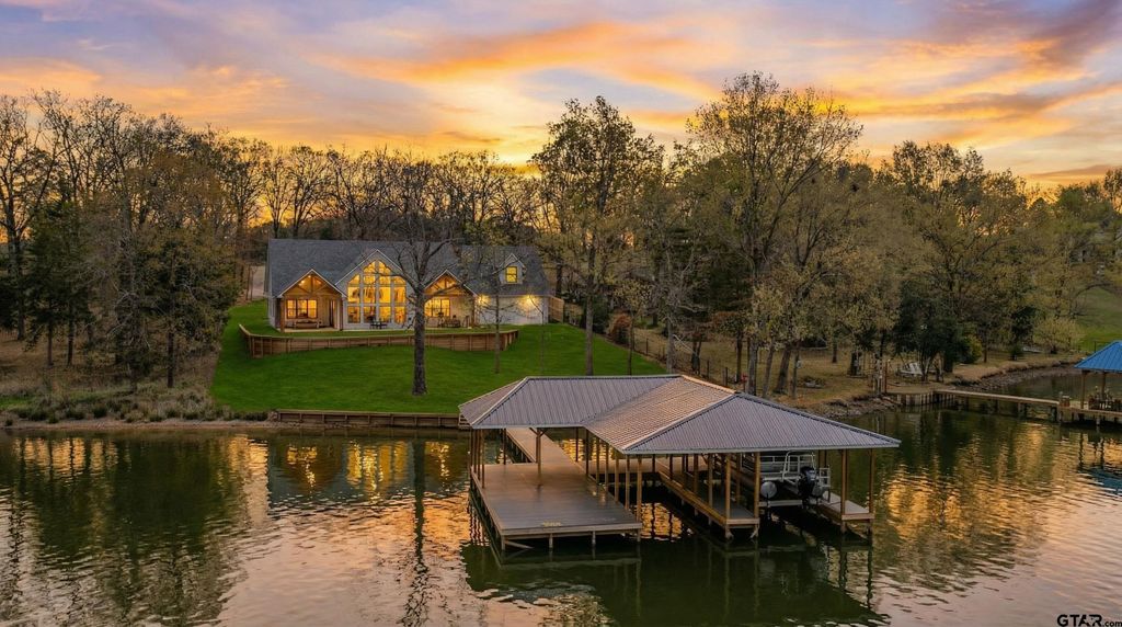 208 County Road 2129, Pittsburg, TX 75686