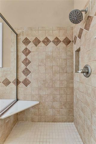 2009 Carmel Drive, Lawrence, KS 66047