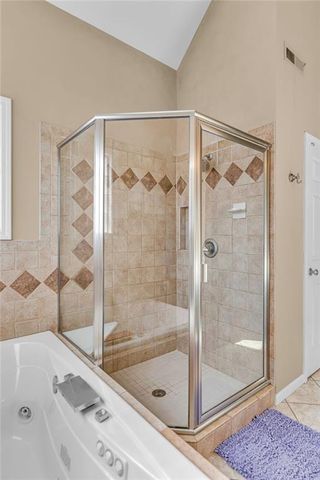 2009 Carmel Drive, Lawrence, KS 66047