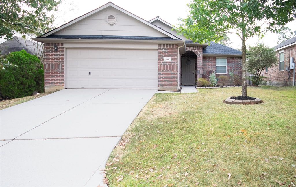 4908 Summer Rain Drive, Conroe, TX 77303