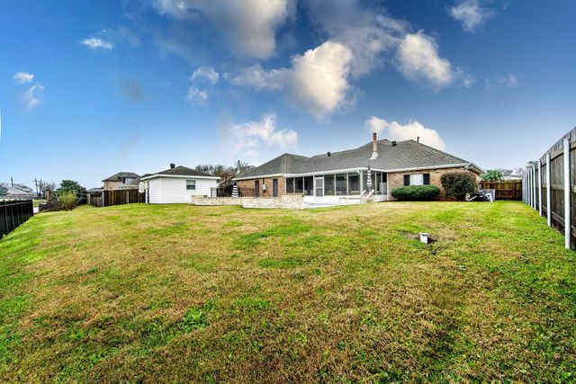 206 Cheyenne Dr, Houma, LA 70360