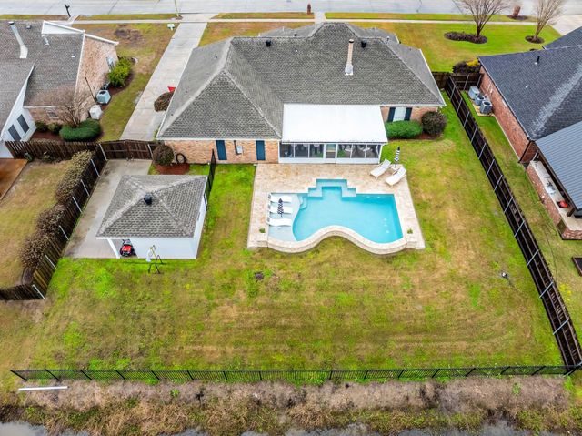 206 Cheyenne Dr, Houma, LA 70360