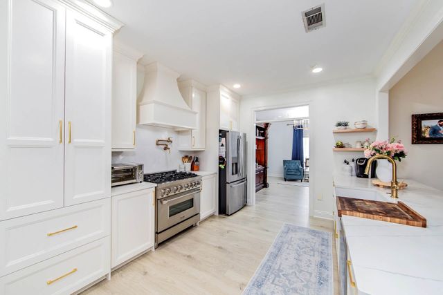 206 Cheyenne Dr, Houma, LA 70360