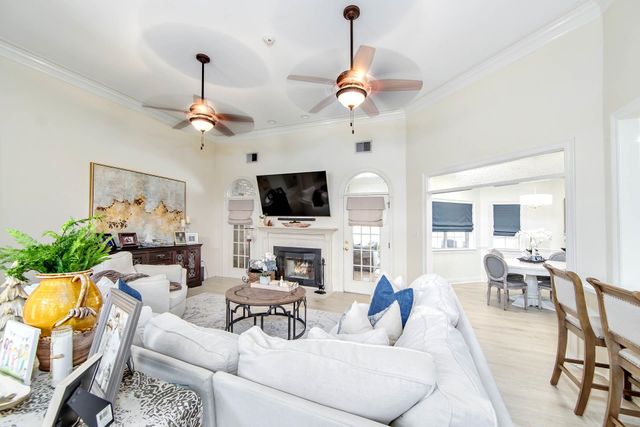 206 Cheyenne Dr, Houma, LA 70360