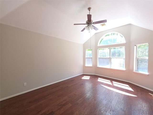 19 Vista Mill Place, The Woodlands, TX 77382