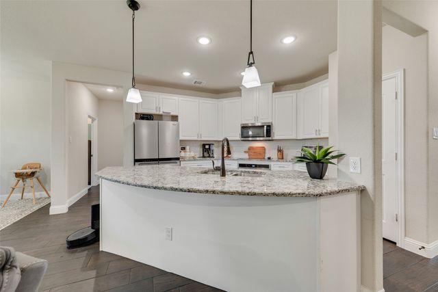 136 Aucuba Lane, Waxahachie, TX 75165