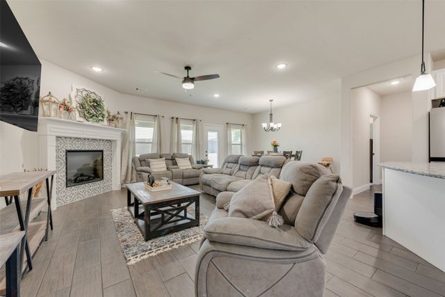 136 Aucuba Lane, Waxahachie, TX 75165