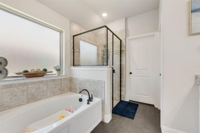 136 Aucuba Lane, Waxahachie, TX 75165