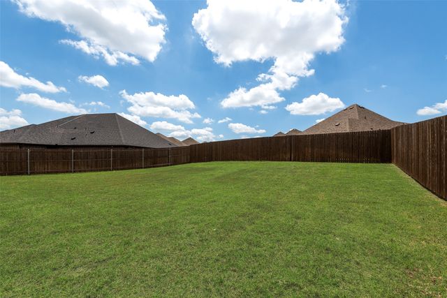 136 Aucuba Lane, Waxahachie, TX 75165
