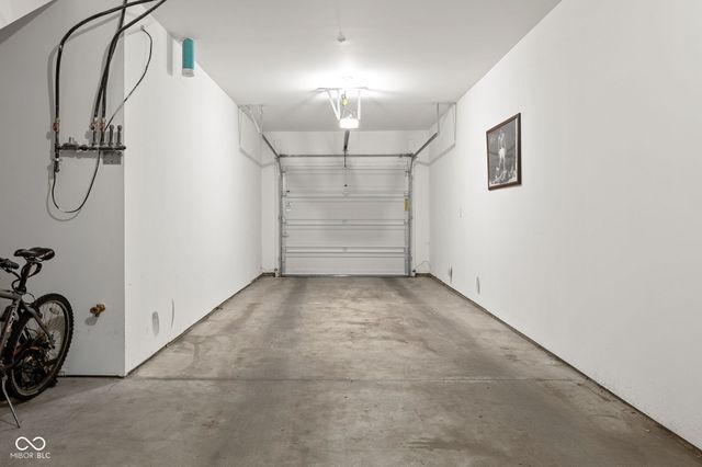 727 N Illinois Street 204, Indianapolis, IN 46204