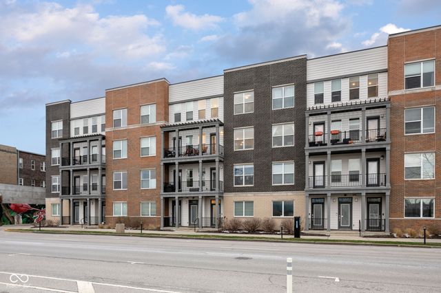 727 N Illinois Street 204, Indianapolis, IN 46204