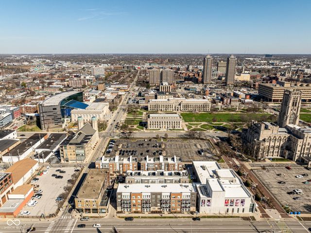 727 N Illinois Street 204, Indianapolis, IN 46204