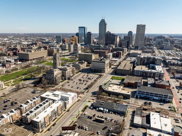 727 N Illinois Street 204, Indianapolis, IN 46204