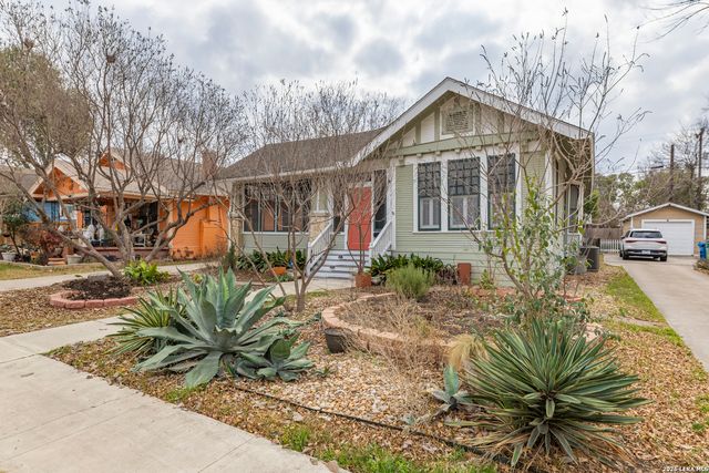 1122 W Summit, San Antonio, TX 78201